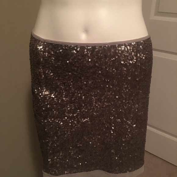 Olive & oak midi gold skirt - Picture 4 of 5